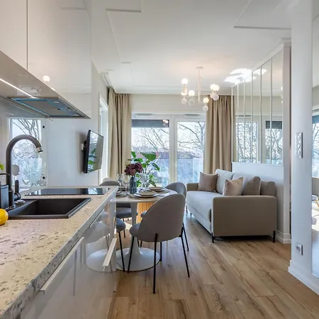 Jachtowa Mit Terrasse Auf Usedom By Interhome Свиноуйсьце