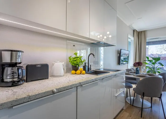 Jachtowa Mit Terrasse Auf Usedom By Interhome * 斯维诺乌伊希切